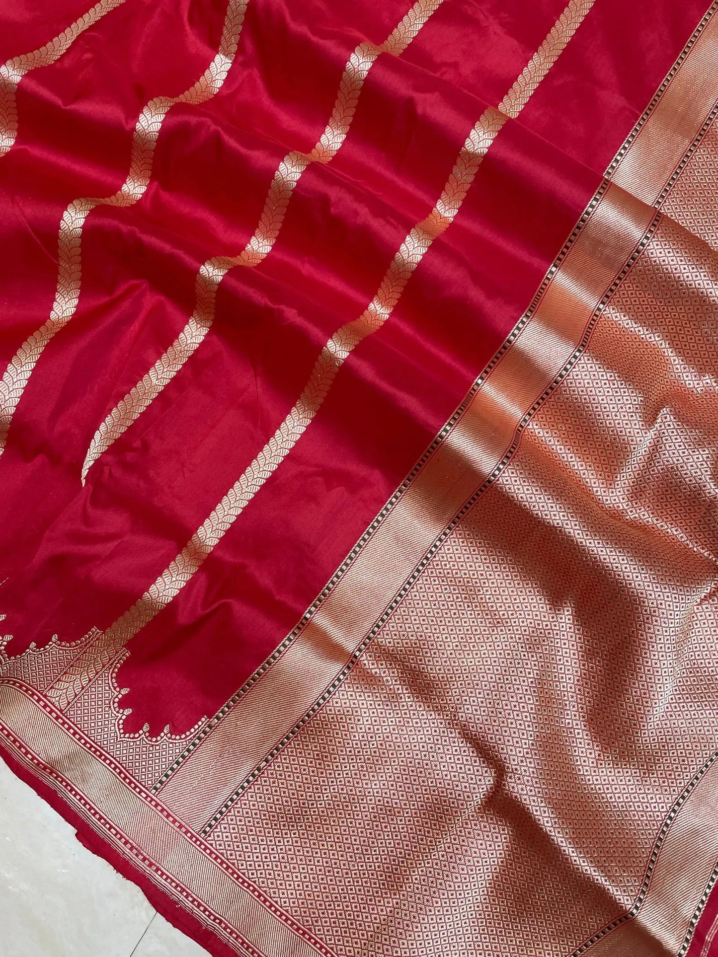 Banarasi Handloom Saree - All over Kadua work